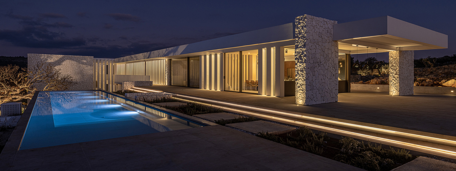 Luxury Villa In Crete By Night