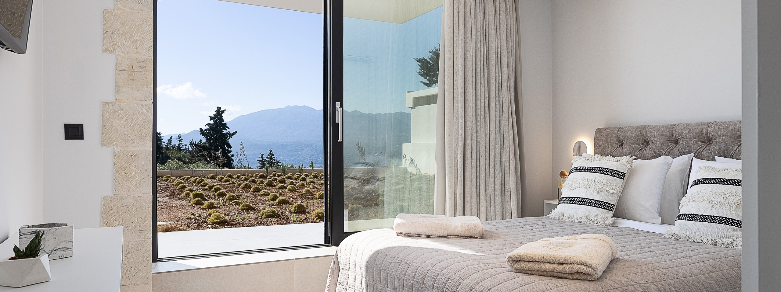 Luxury Villa Terra Crete 01